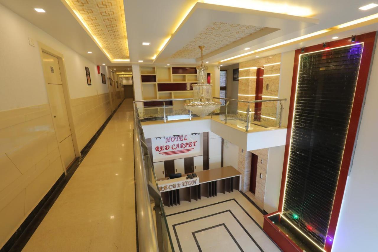Hotel Sahib'S Red Carpet - The Family & Corporate Hotel อัครา ภายนอก รูปภาพ